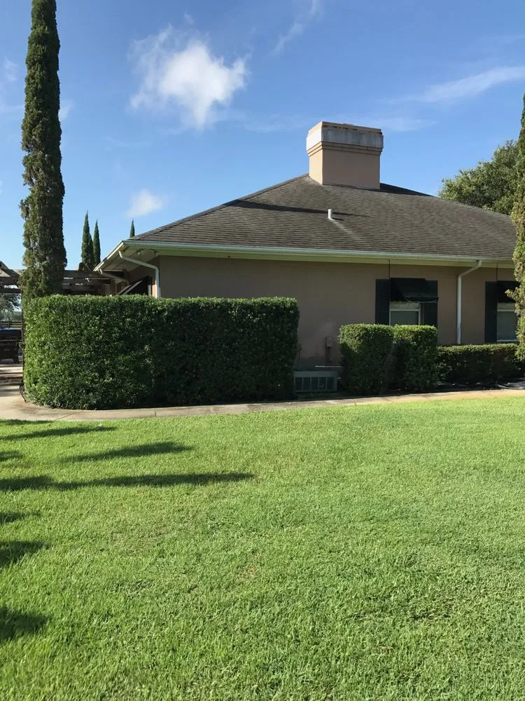 Local garden landscaping in Mount Dora, FL by Faithworks Total grounds Maintenance