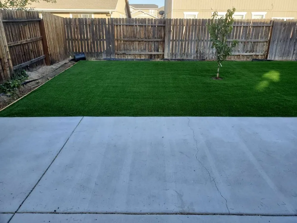 Top-rated yard cleanup service for outdoor upgrades across Sacramento, CA - Falcon Artscapes