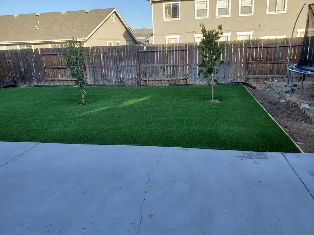 Custom residential landscaping in Sacramento, CA - Falcon Artscapes