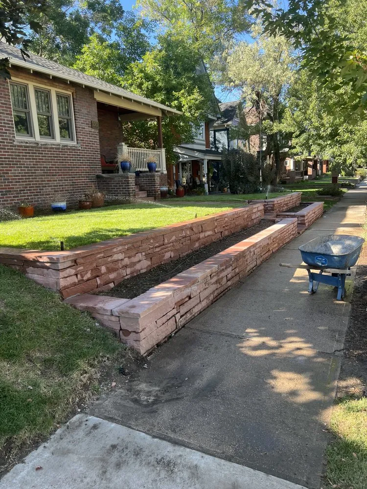 Custom lawn mowing service in Aurora, CO - Falcon Design’s