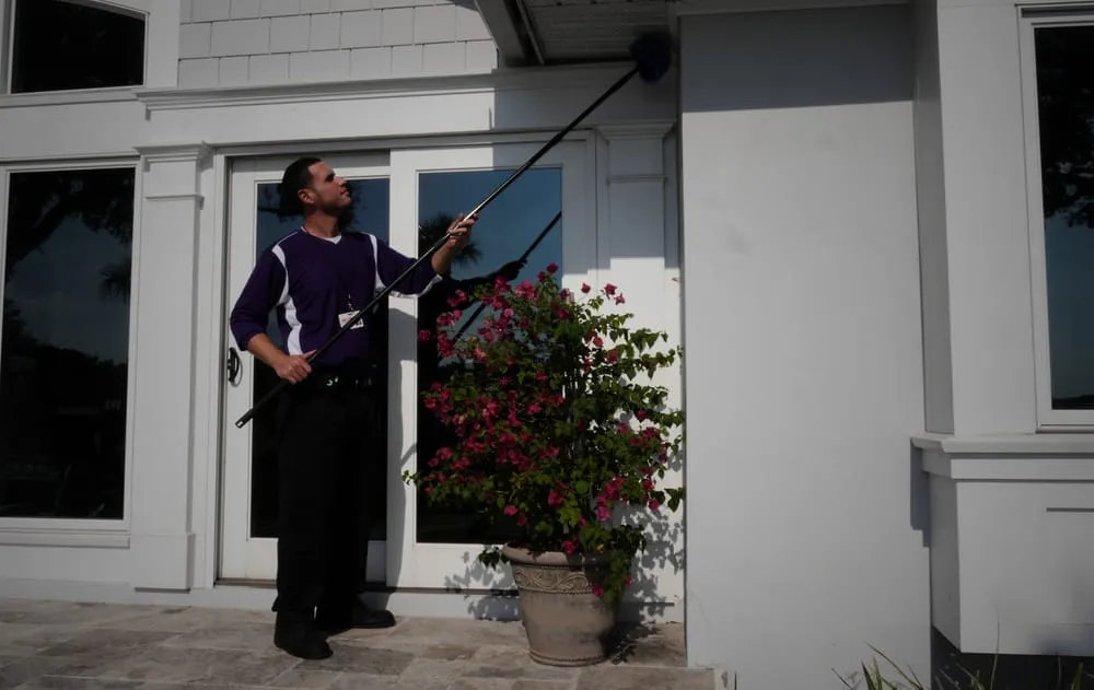 Local yard cleanup service with custom design in Orlando, FL by Falcon Lawn & Pest