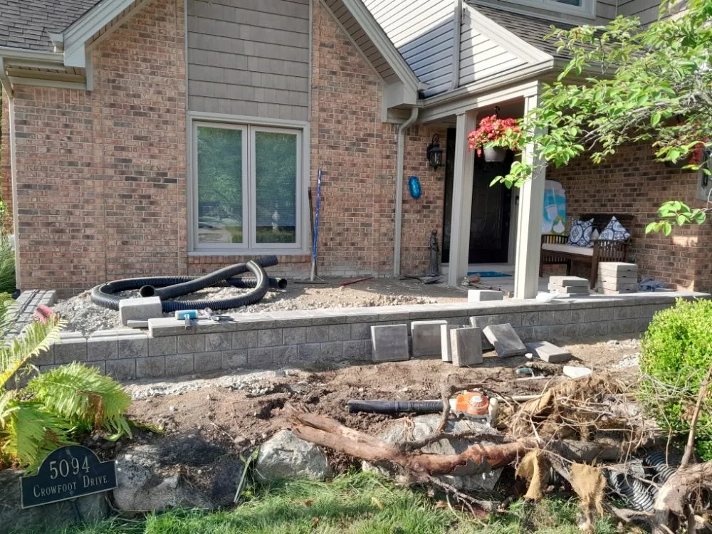 Top-rated landscaping services for beautiful yards in Shelby Township, MI by Falcon Lawn Care & Patio Services