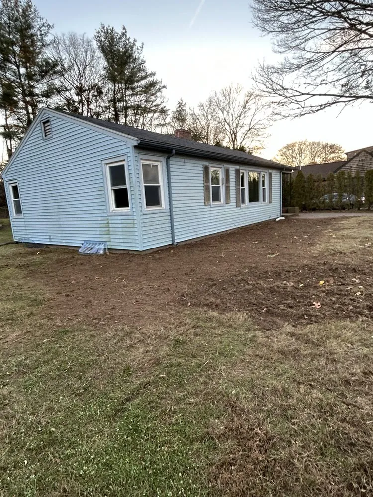 Custom lawn care service experts serving Ledyard, CT - Falcone Landscape Design & Maintenance