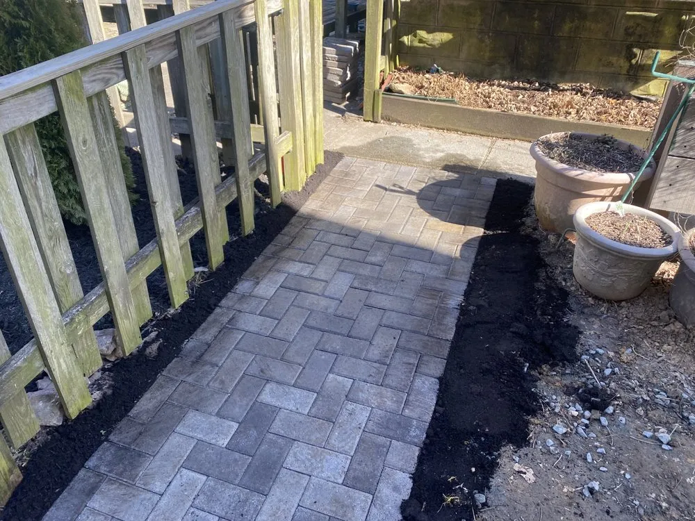 Trusted lawn mowing service for homes across Baltimore, MD - Fall Green Lawn Services