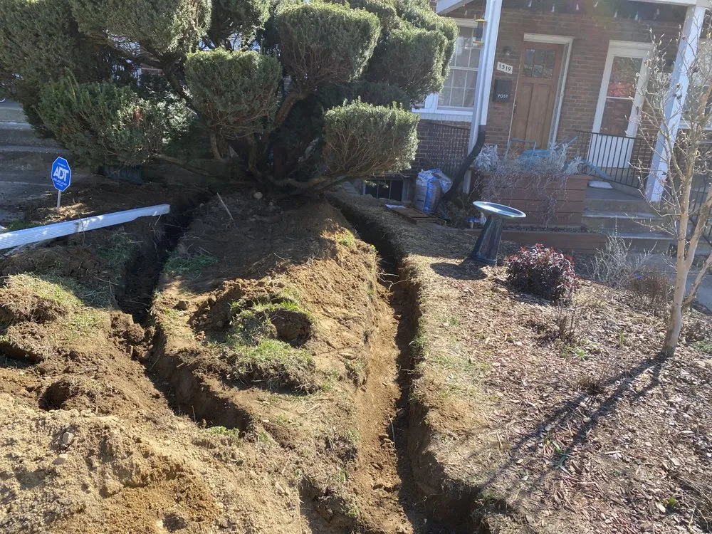 Affordable landscape installation experts serving Baltimore, MD - Fall Green Lawn Services