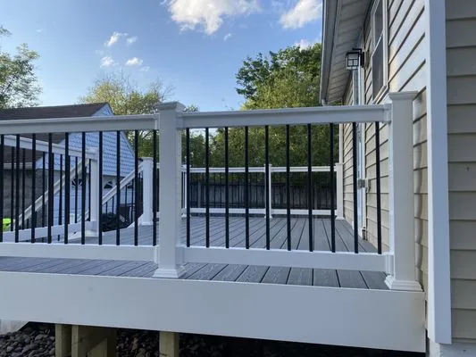 Fall Green Lawn Services Logo