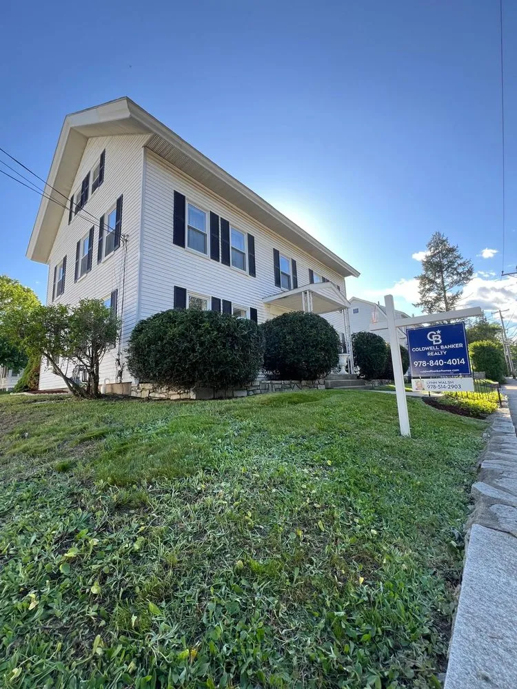 Reliable garden landscaping in Leominster, MA by Fall Landscaping