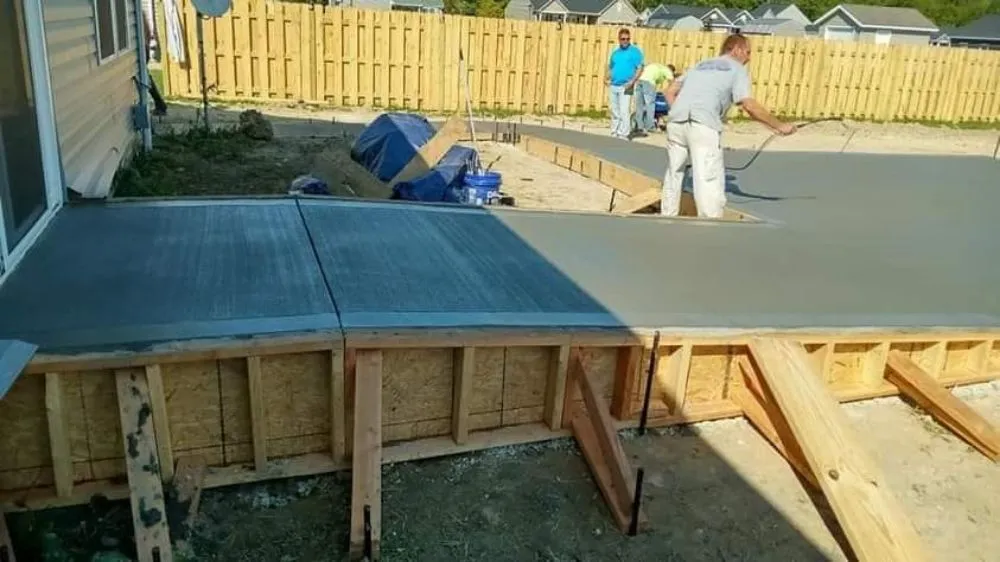 Local garden landscaping for homes across Lorain, OH - Fall Lawn Care