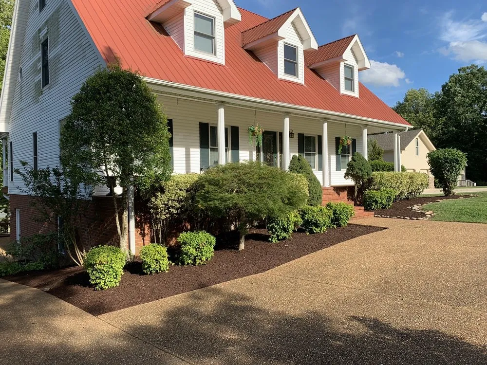 Expert landscape installation experts serving Lebanon, TN - Fall River Landscape
