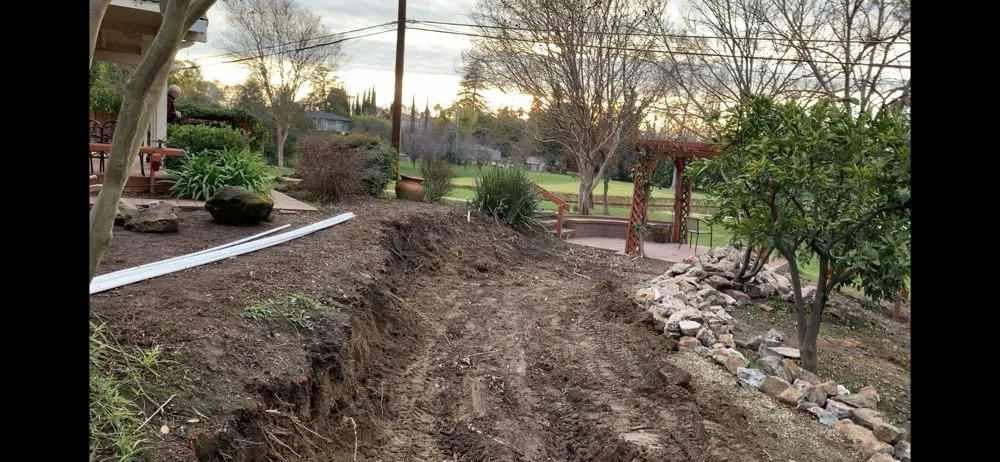 Trusted lawn mowing service experts serving Fair Oaks, CA - Fallen Leaf Construction