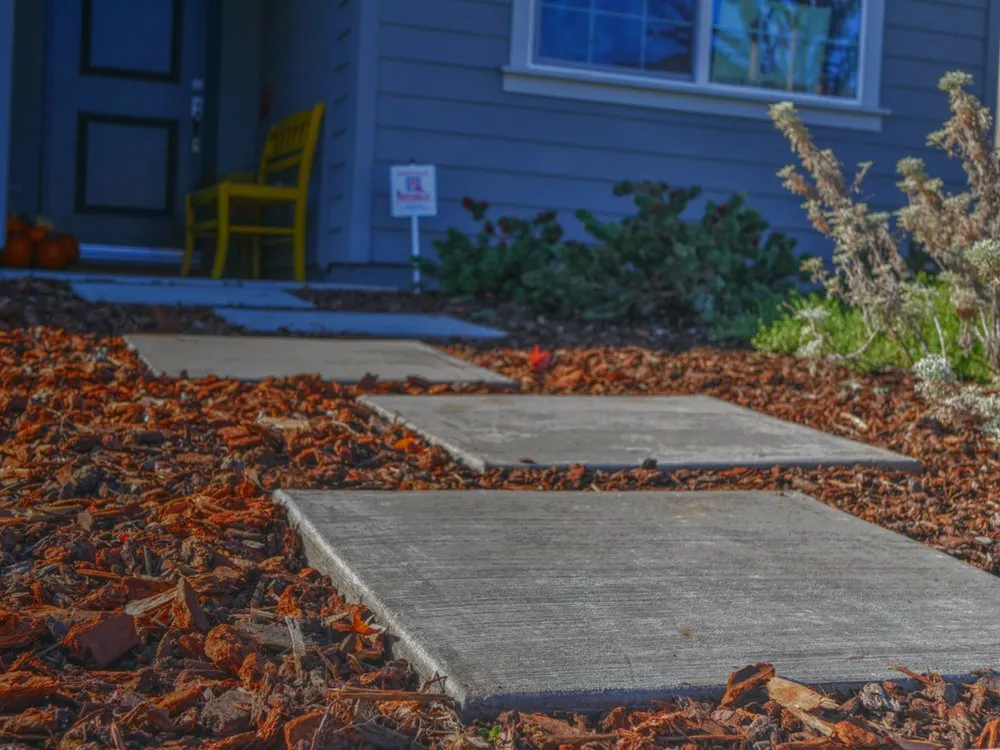 Reliable yard maintenance near you in Fair Oaks, CA by Fallen Leaf Construction