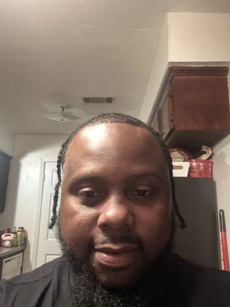 Reliable yard cleanup service for homes in New Orleans, LA by Family Business Empire