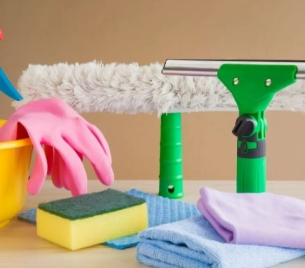 Reliable outdoor landscaping in Mount Dora, FL - Family cleaning