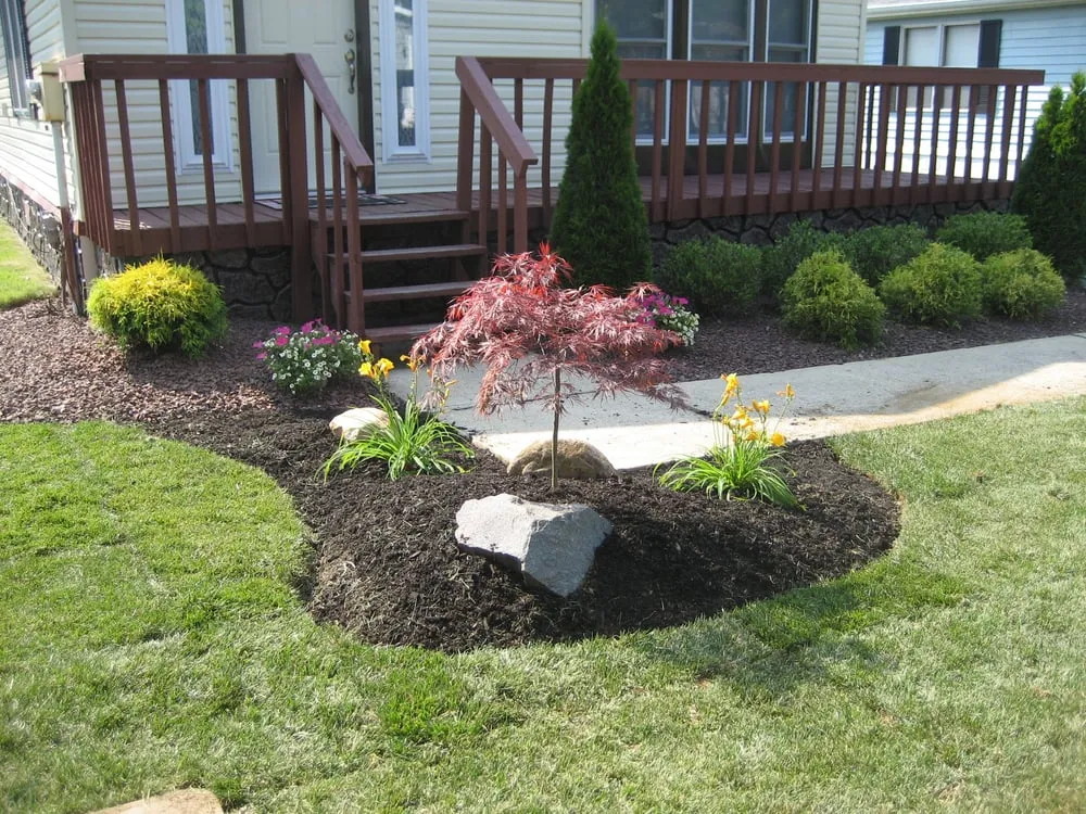 Reliable outdoor landscaping for year-round maintenance in Manalapan, NJ by Family Crest Property Management Group