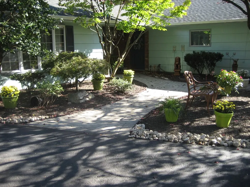 Top-rated landscape installation for beautiful yards across Manalapan, NJ - Family Crest Property Management Group