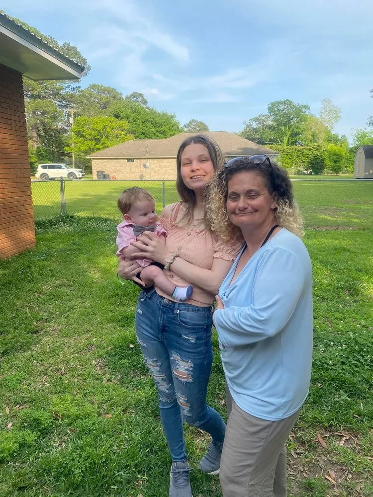 Professional yard maintenance for residential properties in New Iberia, LA by Family Dust Busters