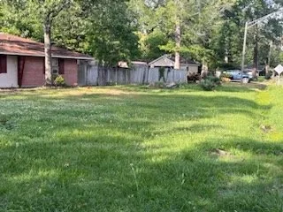 Expert residential landscaping for beautiful yards in Baton Rouge, LA by Family First Lawn Service