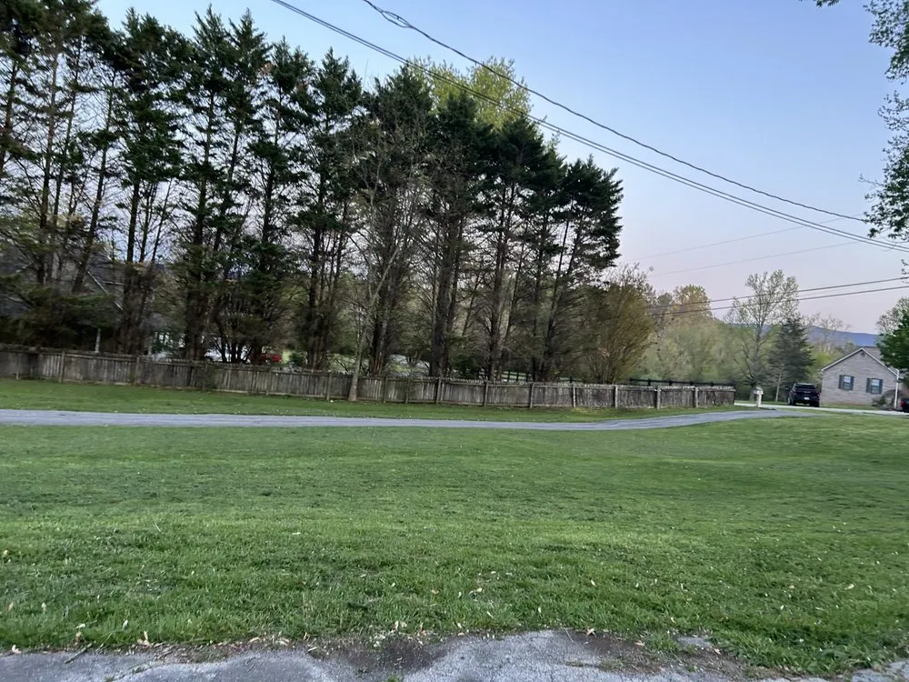 Trusted garden landscaping in Maryville, TN - Family Kuts Lawncare