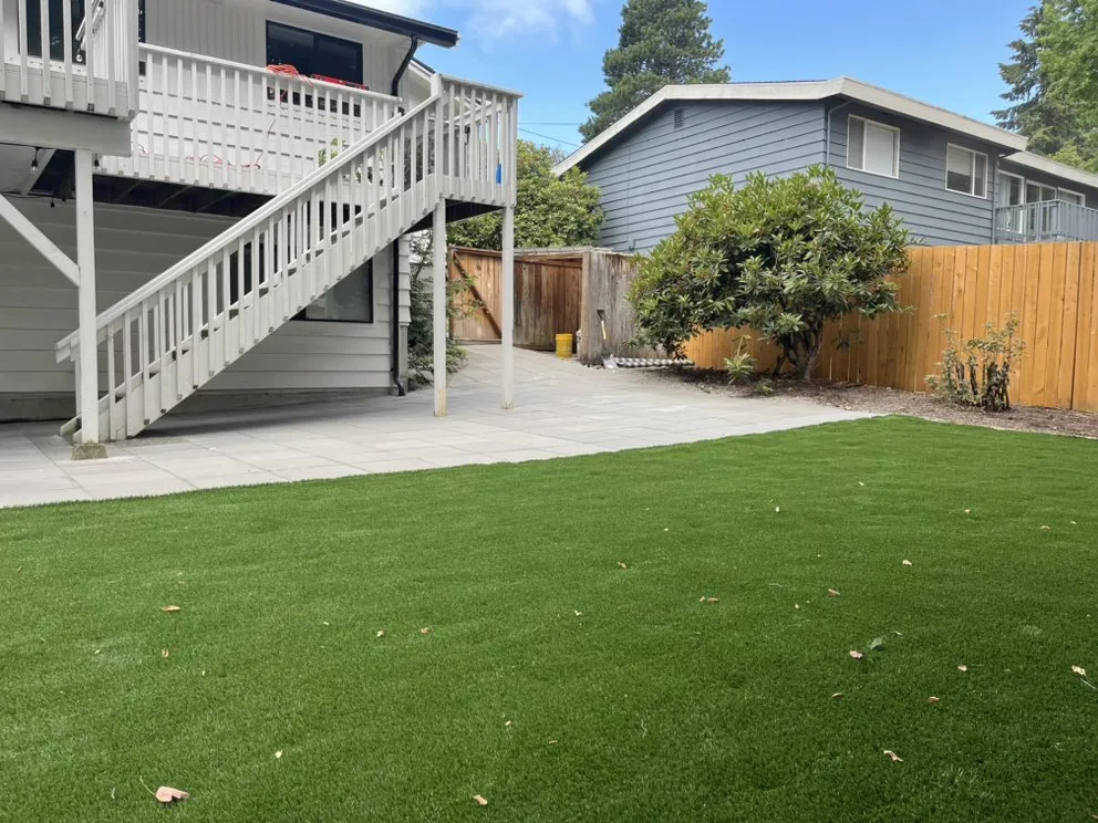 Expert yard maintenance in Lynnwood, WA by Family Landscape and Irrigation
