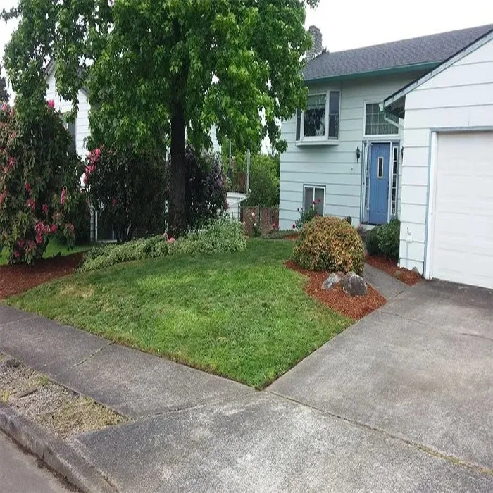 Expert yard maintenance in Aurora, OR by Family Landscape Maintenance