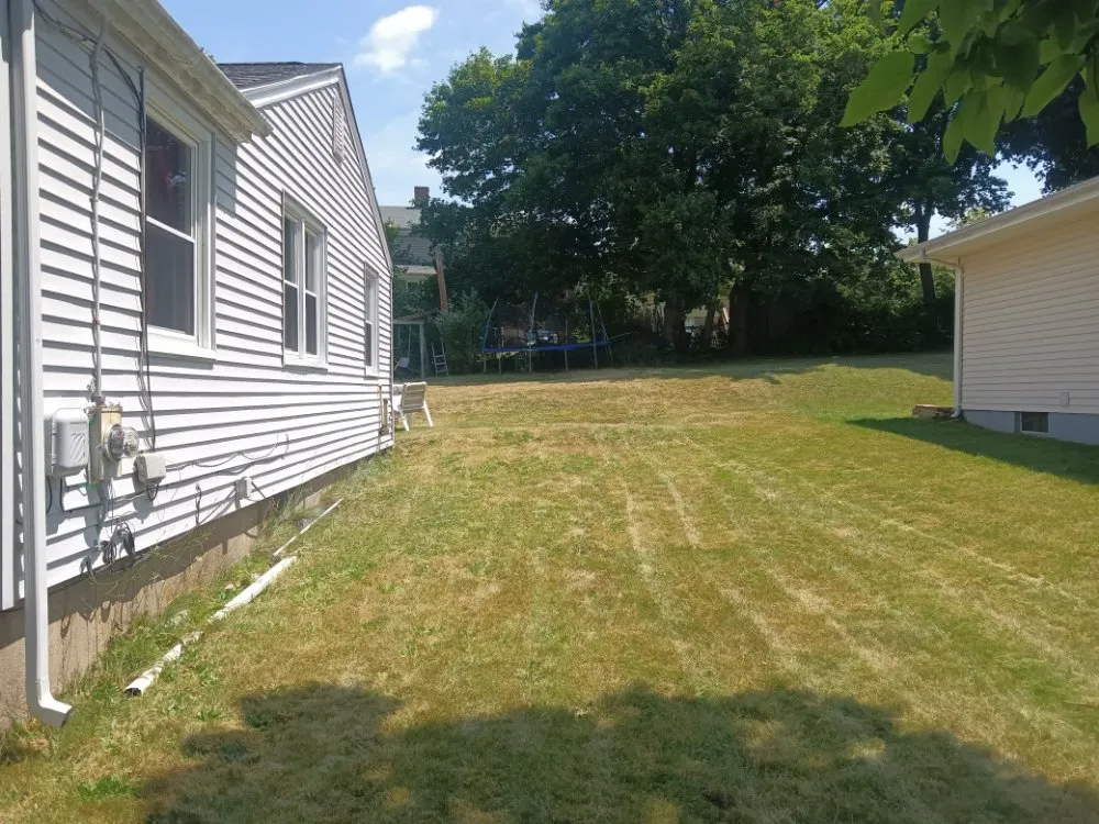 Trusted residential landscaping experts serving Middlefield, CT - Family Landscaping Service