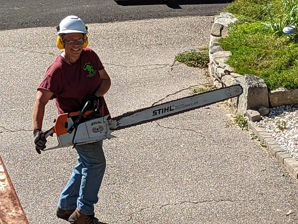 Top-rated yard maintenance in Plainfield, CT - Family Lawn And Tree Service