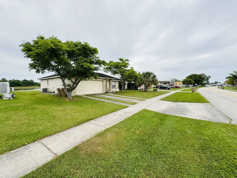 Affordable outdoor landscaping for outdoor upgrades in Kissimmee, FL by Family Lawn Care