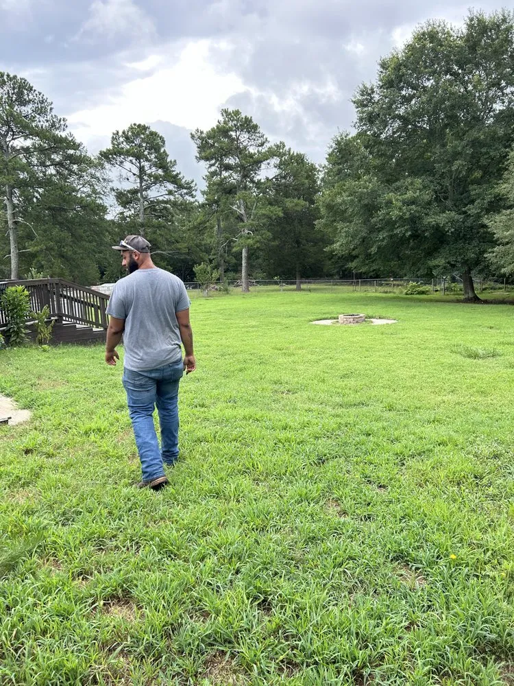 Affordable yard maintenance in Piedmont, SC - Family Lawn Care