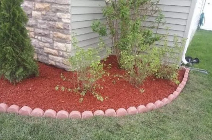 Local yard cleanup service in Portage, IN - Family Lawn Care Services