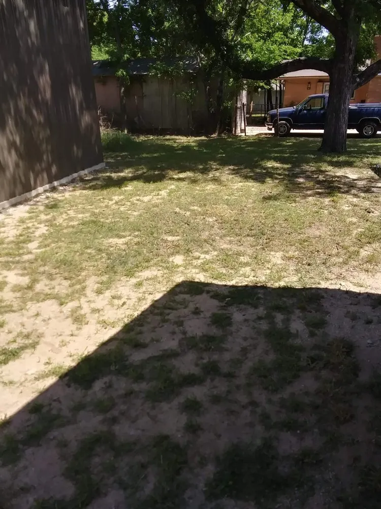 Trusted yard maintenance in Bowie, TX - Family Lawn Service