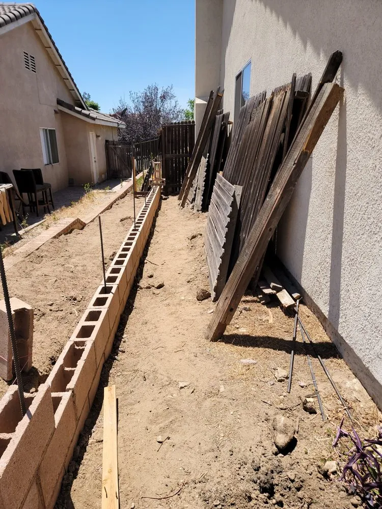 Affordable landscaping services in Banning, CA by Family lawn Services