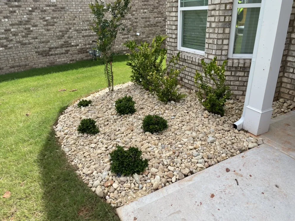 Reliable yard maintenance in Fayetteville, GA by Family Lawn Services