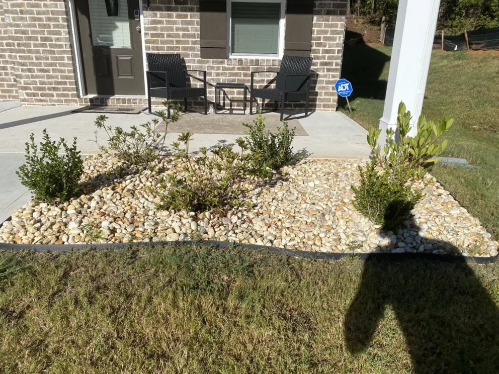 Affordable yard cleanup service experts serving Fayetteville, GA - Family Lawn Services