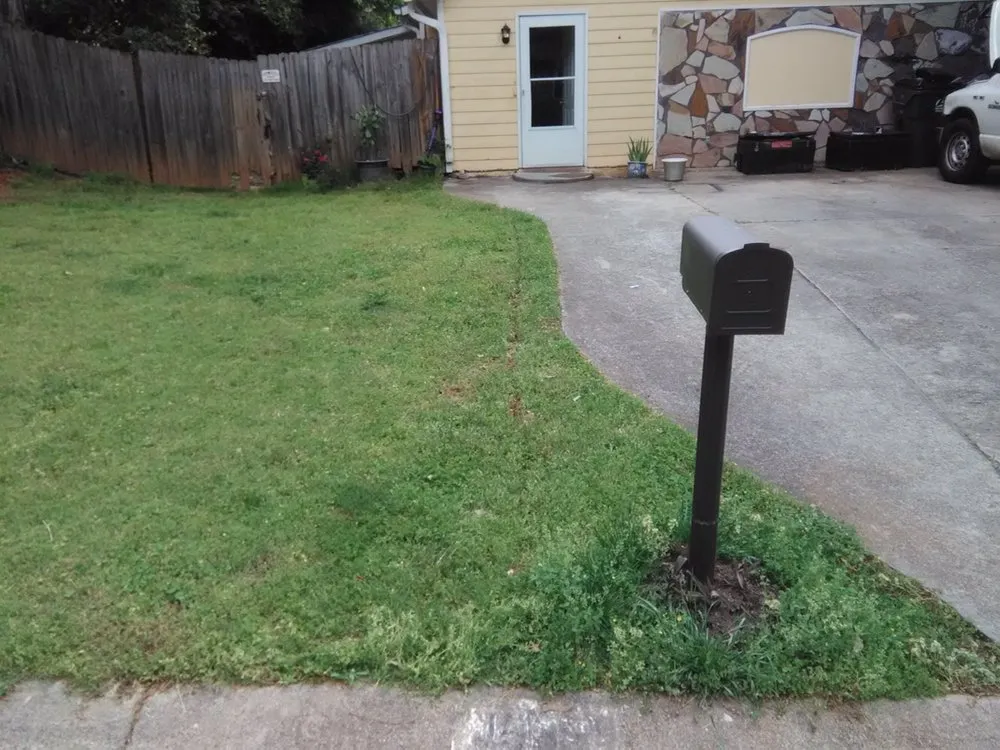 Top-rated residential landscaping in Fayetteville, GA by Family Lawn Services