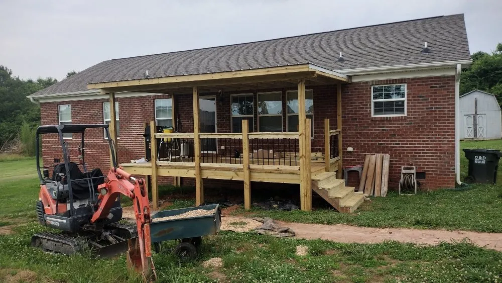 Affordable lawn care service in Clover, SC - Family Man's Construction & Home Service's