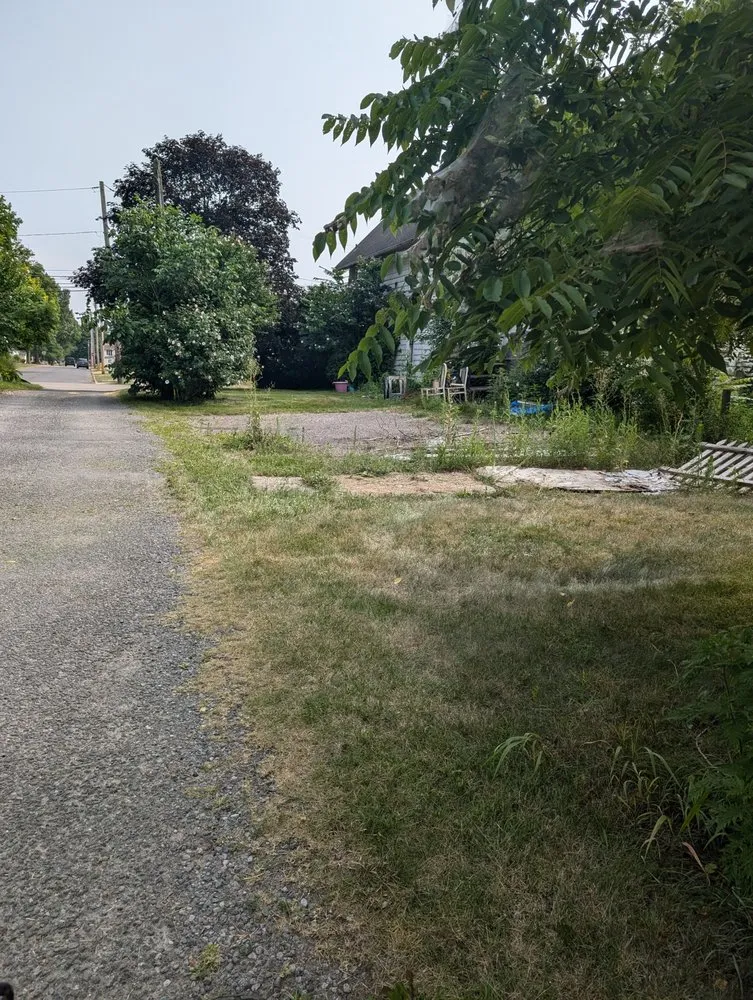 Reliable landscaping services for outdoor upgrades in Columbiana, OH by Family Mowing