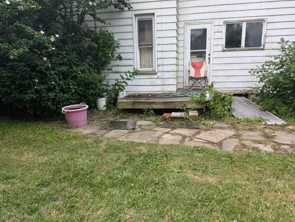 Affordable landscaping services in Columbiana, OH - Family Mowing