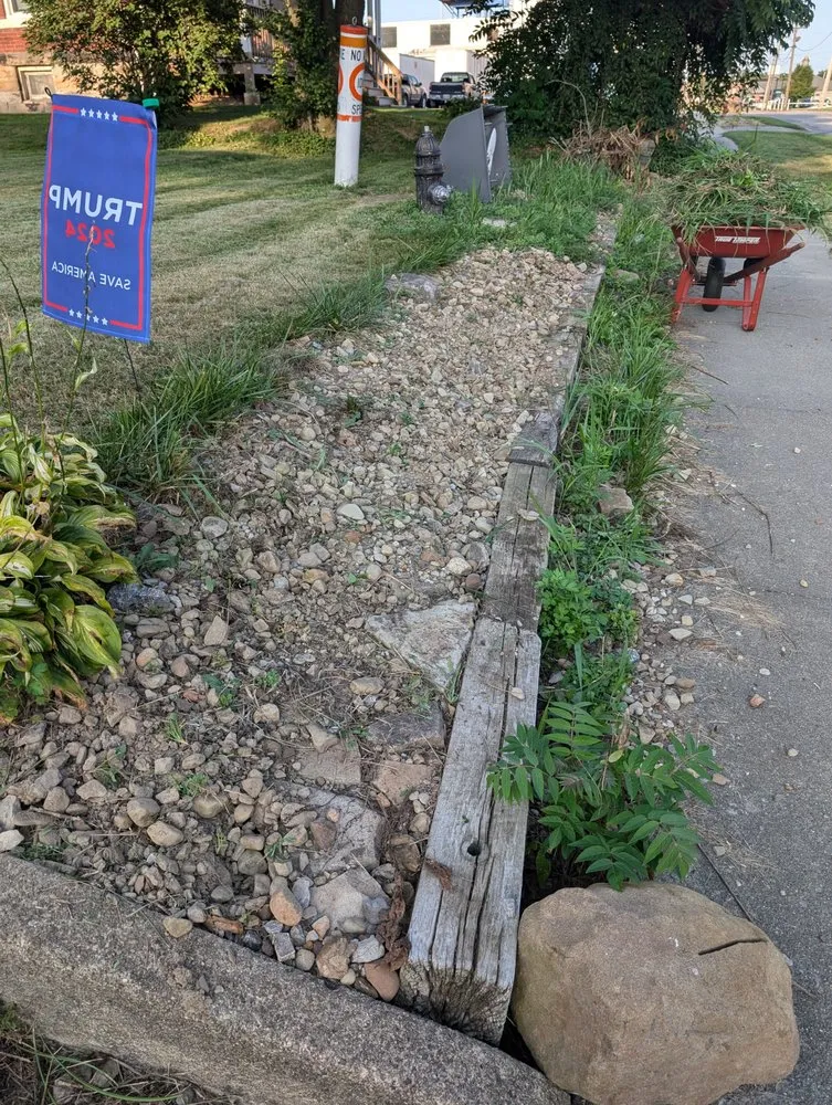 Professional yard cleanup service for homes in Columbiana, OH by Family Mowing