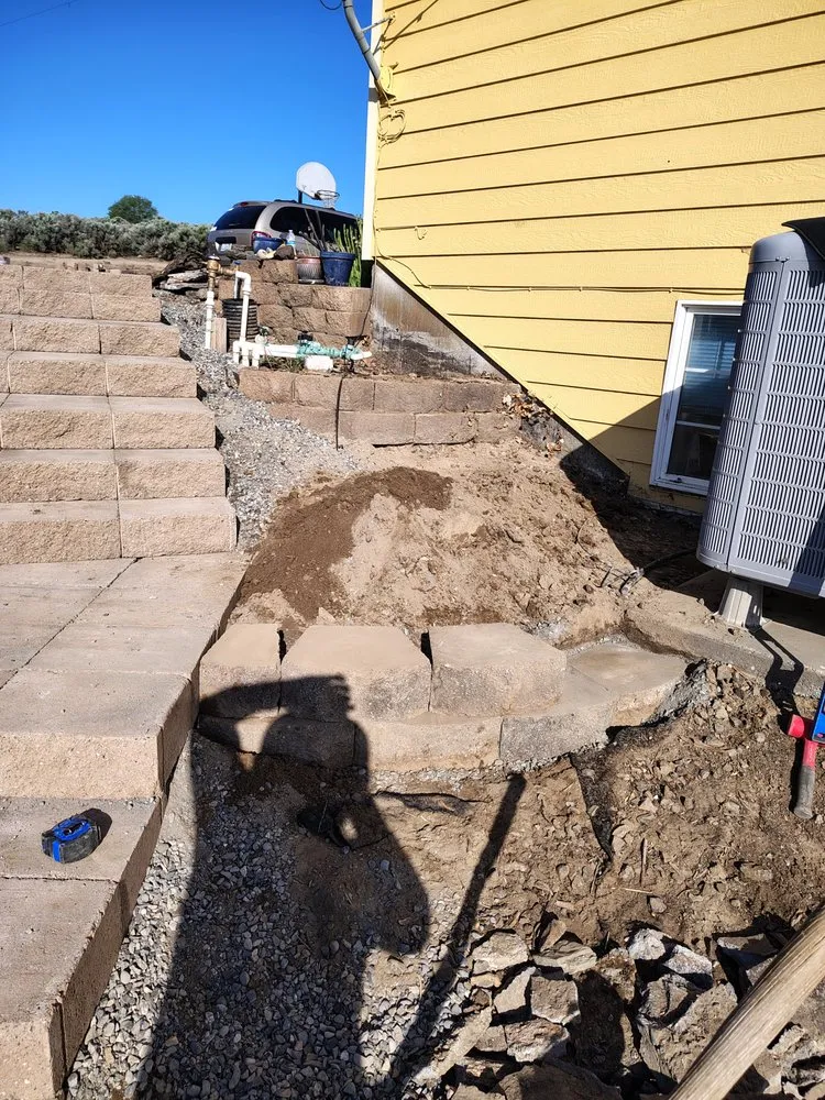 Reliable residential landscaping for year-round maintenance across Kennewick, WA - Family Ochoa Landscaping