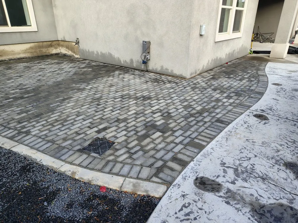 Professional landscape installation in Kennewick, WA by Family Ochoa Landscaping