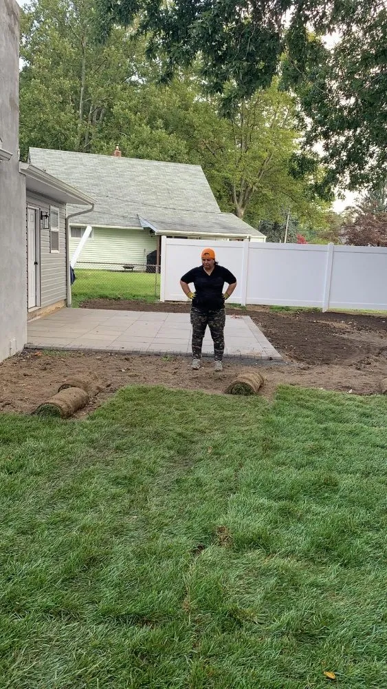 Expert yard maintenance in Trenton, NJ - Family Roofing And Landscaping