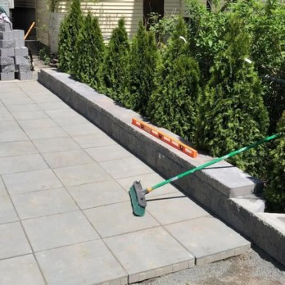 Affordable lawn care service for beautiful yards across East Orange, NJ - Family Services & Pavers LLC