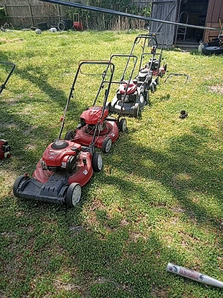 Professional lawn mowing service in Wichita, KS - Family Ties Lawn & Maintenance Service