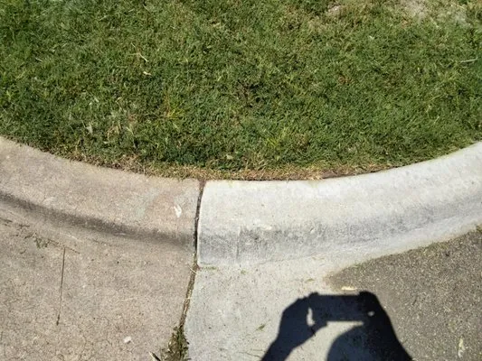 Family Tiez Lawnkare and Handyman Services Logo