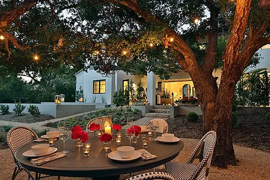 Family Tree & Garden Logo