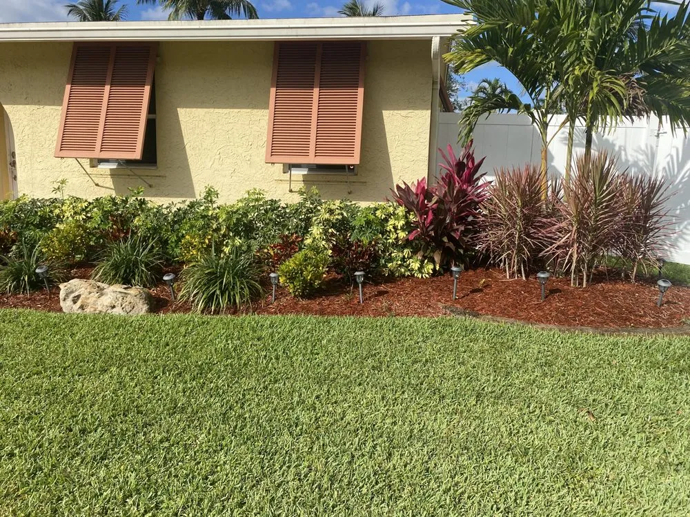 Expert lawn care service in Hollywood, FL by Family Tree Garden Center