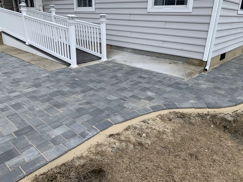 Reliable outdoor landscaping experts serving Pfafftown, NC - Family Tree Landscaping