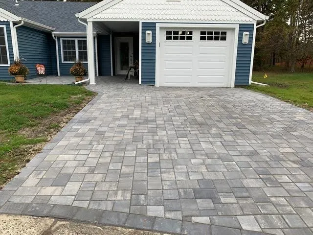 Affordable yard maintenance for beautiful yards across Pfafftown, NC - Family Tree Landscaping