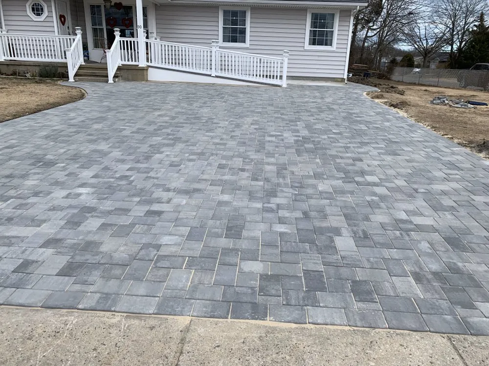 Top-rated garden landscaping in Pfafftown, NC by Family Tree Landscaping