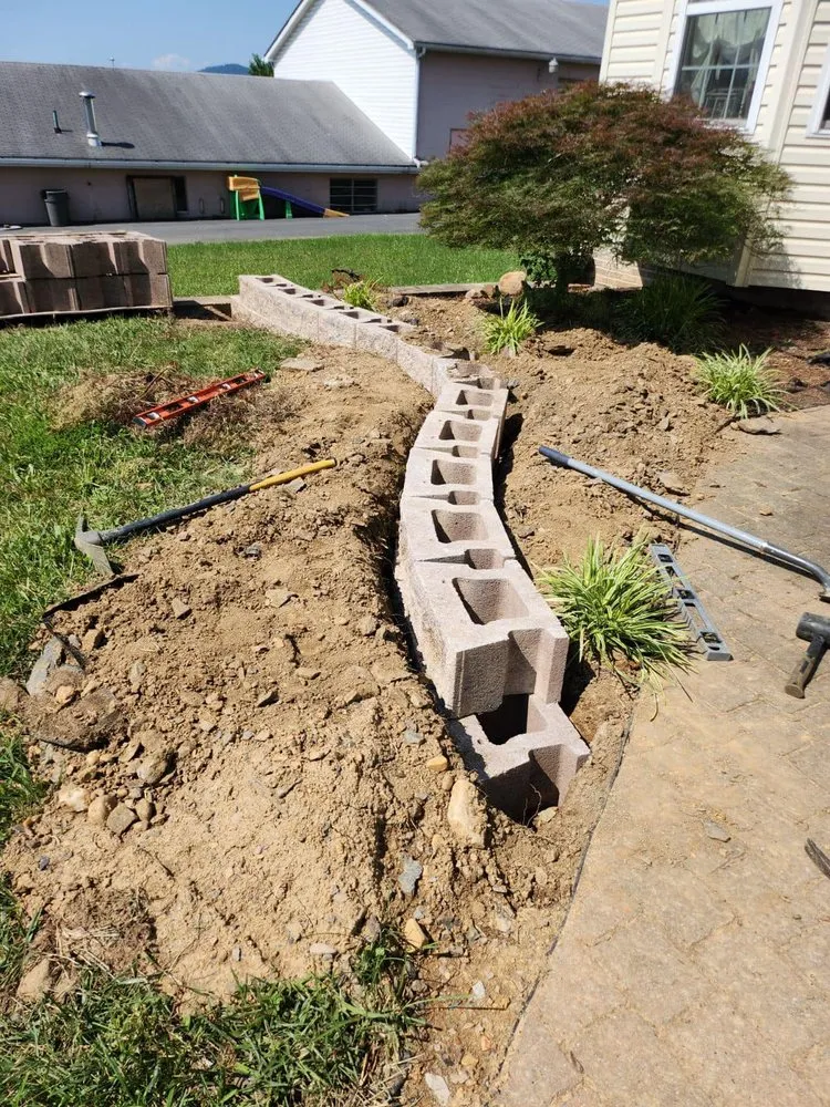 Expert yard maintenance for outdoor upgrades across Hagerstown, MD - Family Tree Repair and Landscaping